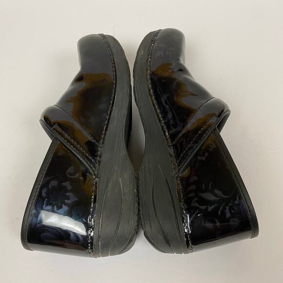 Dankso XP 20 Black Blue Floral Patent Leather Professional Slip On Clogs Size 10 - Picture 9 of 12